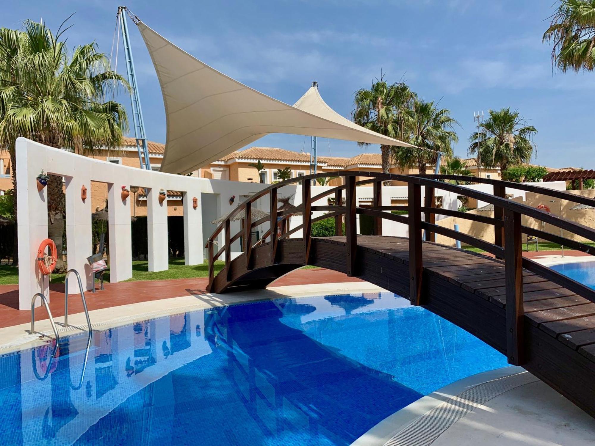 Bahari Marinas - Tu Duplex Con Jardin Privado! Apartment Вера Екстериор снимка